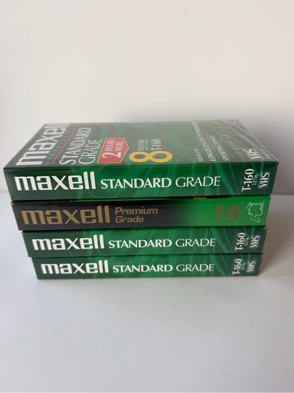 Brand New Factory Sealed 4 Pack Maxell T-160 VHS Tapes